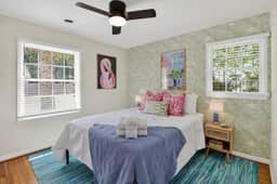 5BR Group House | Fire Pit, Movie Deck & Fun Games