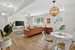 5BR Charleston Oasis w/ Screened Porch for Groups