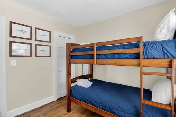The Stono Retreat - Minutes to Downtown & Beach