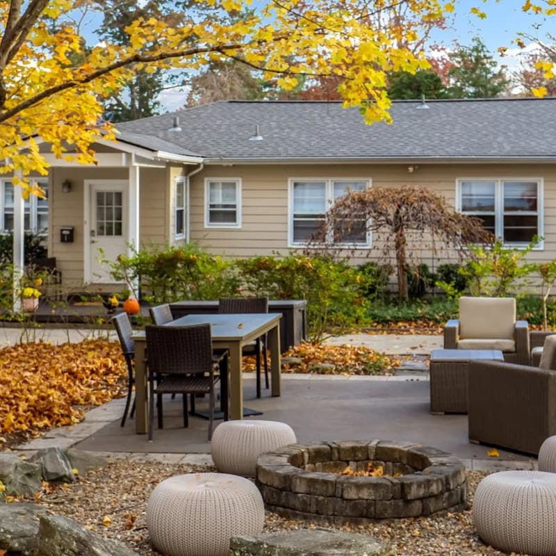 Best of Black Mountain - Walk Downtown - 3BR 2 BA