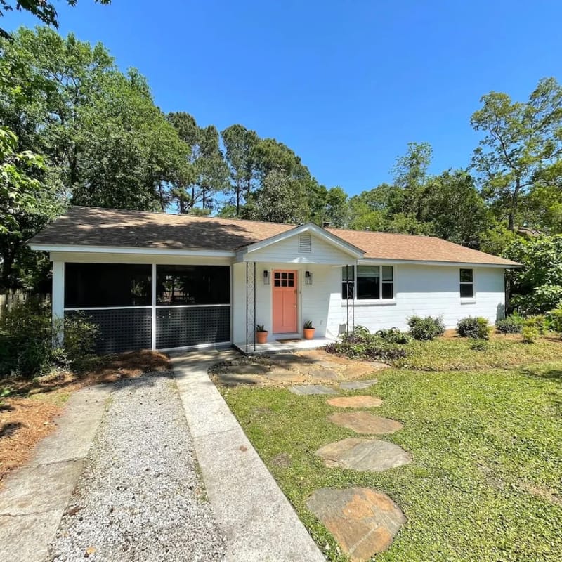 5BR Charleston Oasis w/ Screened Porch for Groups